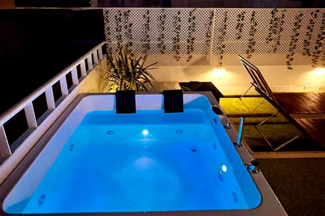 Appartement Downtown Duplex With Jacuzzi & Private Terrace Sevilla